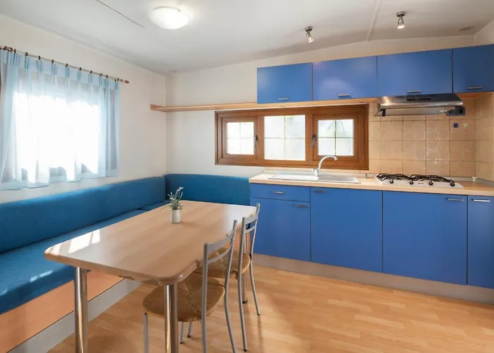 مكان تخييم Norina