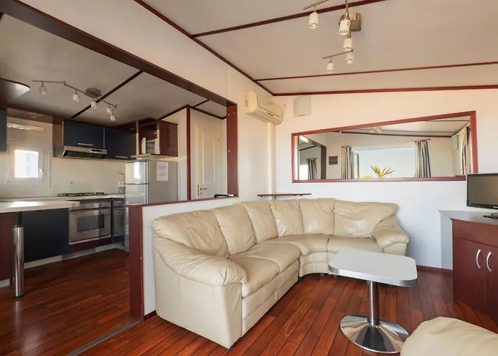 Norina مكان تخييم